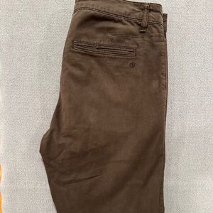 Rag & Bone Men's Khakis. Size 33.
